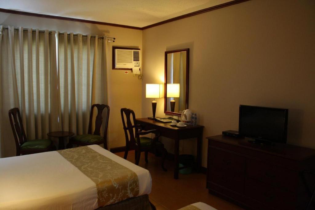 East Asia Royale Hotel General Santos City Exterior photo